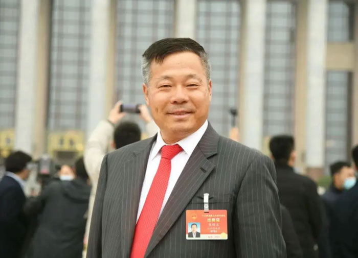 全国人大代表陈锦石.jpg
