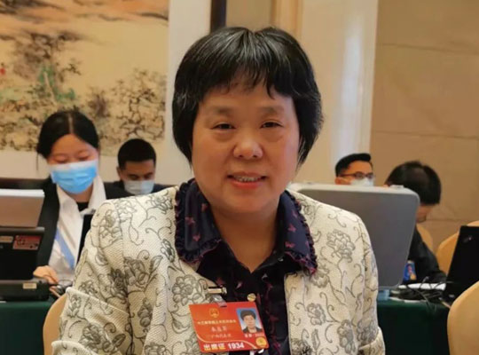 全国人大代表朱惠英：亟须建立健全建筑领域碳排放核算体系